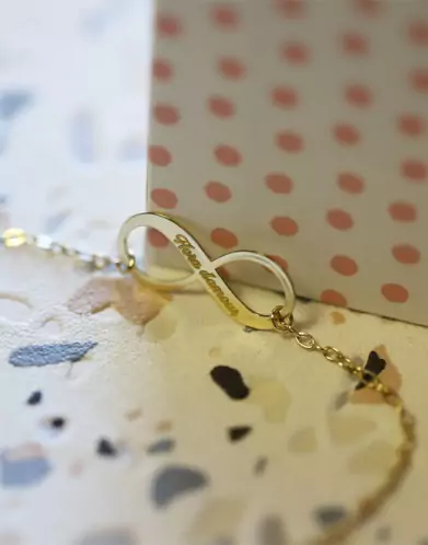 Bracelet Infini Ajouré en Or Personnalisable