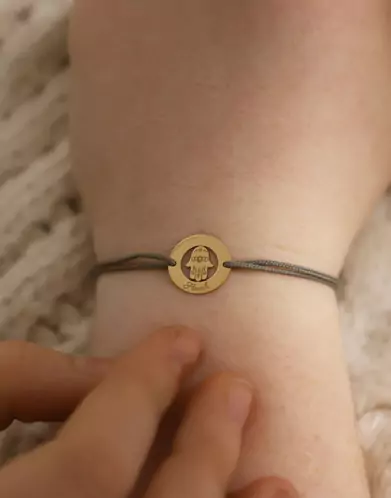 Bracelet Rond Main de Fatma en Or Personnalisable Cordon