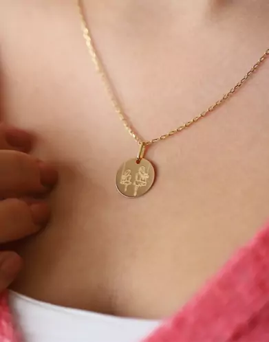 Médaille Ronde M Famille Balançoire en Or Personnalisable