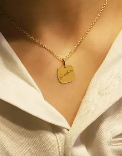 Médaille Carrée en Or à Personnaliser Taille M