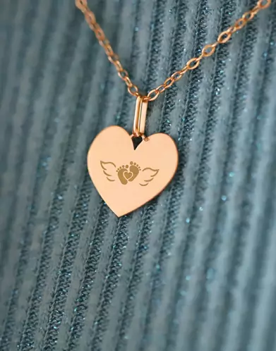 Médaille Cœur M Ange Petits Pieds en Or à Personnaliser