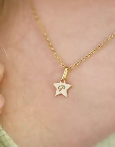 Petite Médaille Étoile en Or Personnalisable