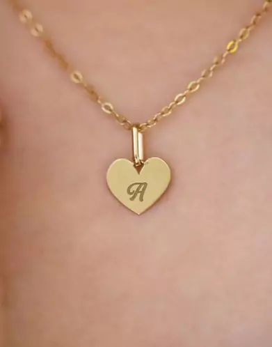 Petite Médaille Cœur en Or Personnalisable