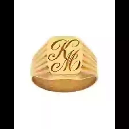 Chevali&egrave;re Homme Or Tonneau Monogramme Godrons creus&eacute;s image cachée