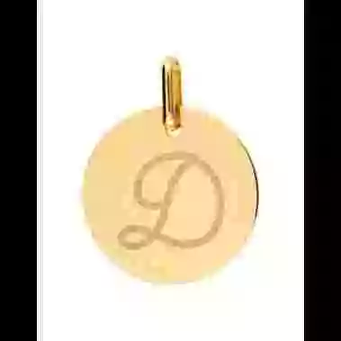 Médaille Ronde M Lettre gravée Style Calligraphie image cachée