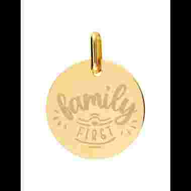 Médaille Ronde S Family First image cachée